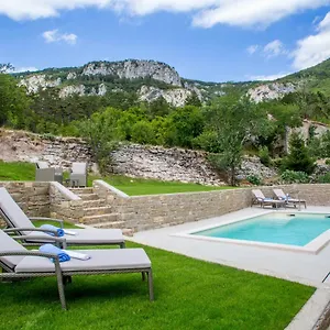 Orljak Villa Lanisce